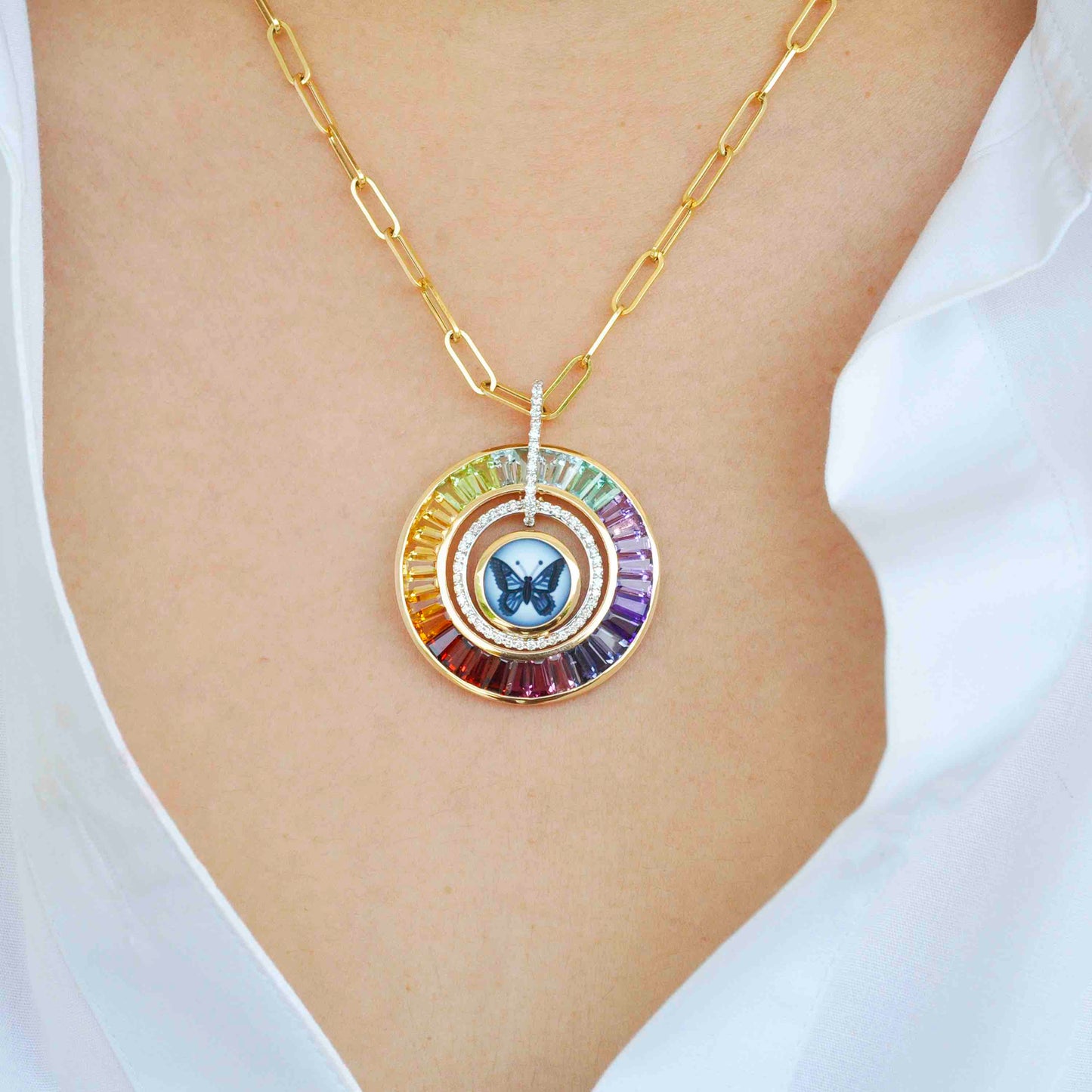 18k gold multicolor rainbow intaglio pendant