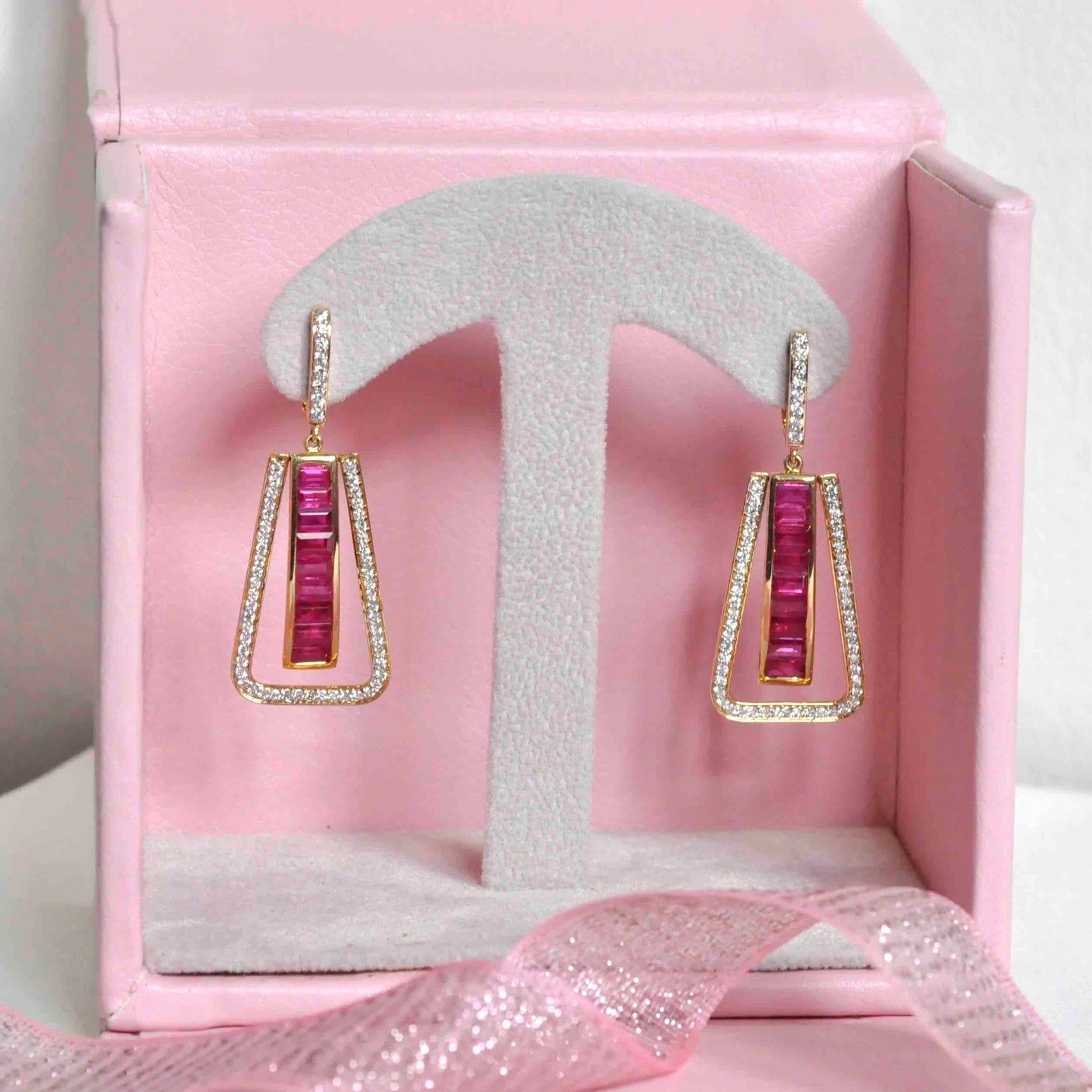 Linear earrings ruby