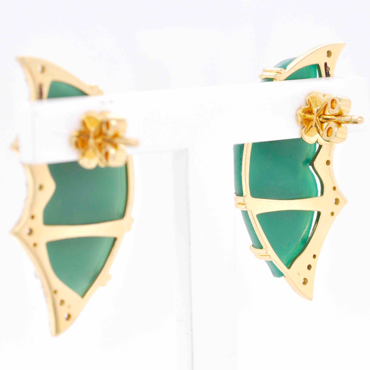diamond contemporary studs for parties