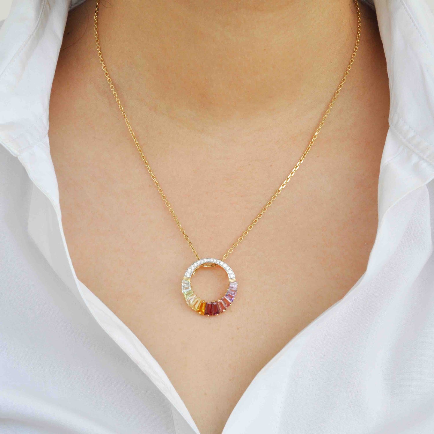 circle pendant necklace gold