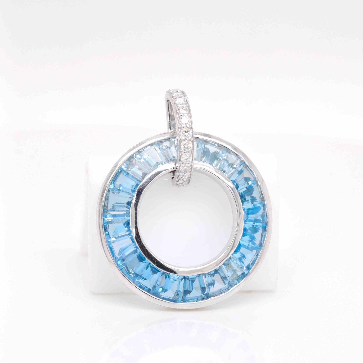 topaz pendant