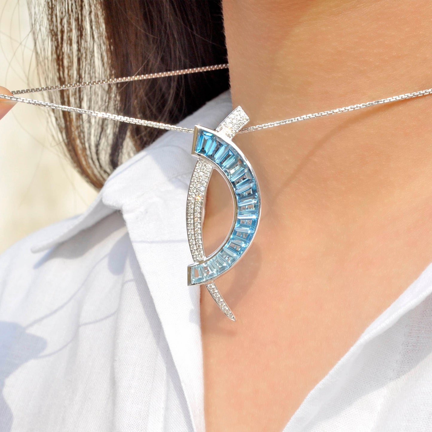 blue topaz pendant necklace