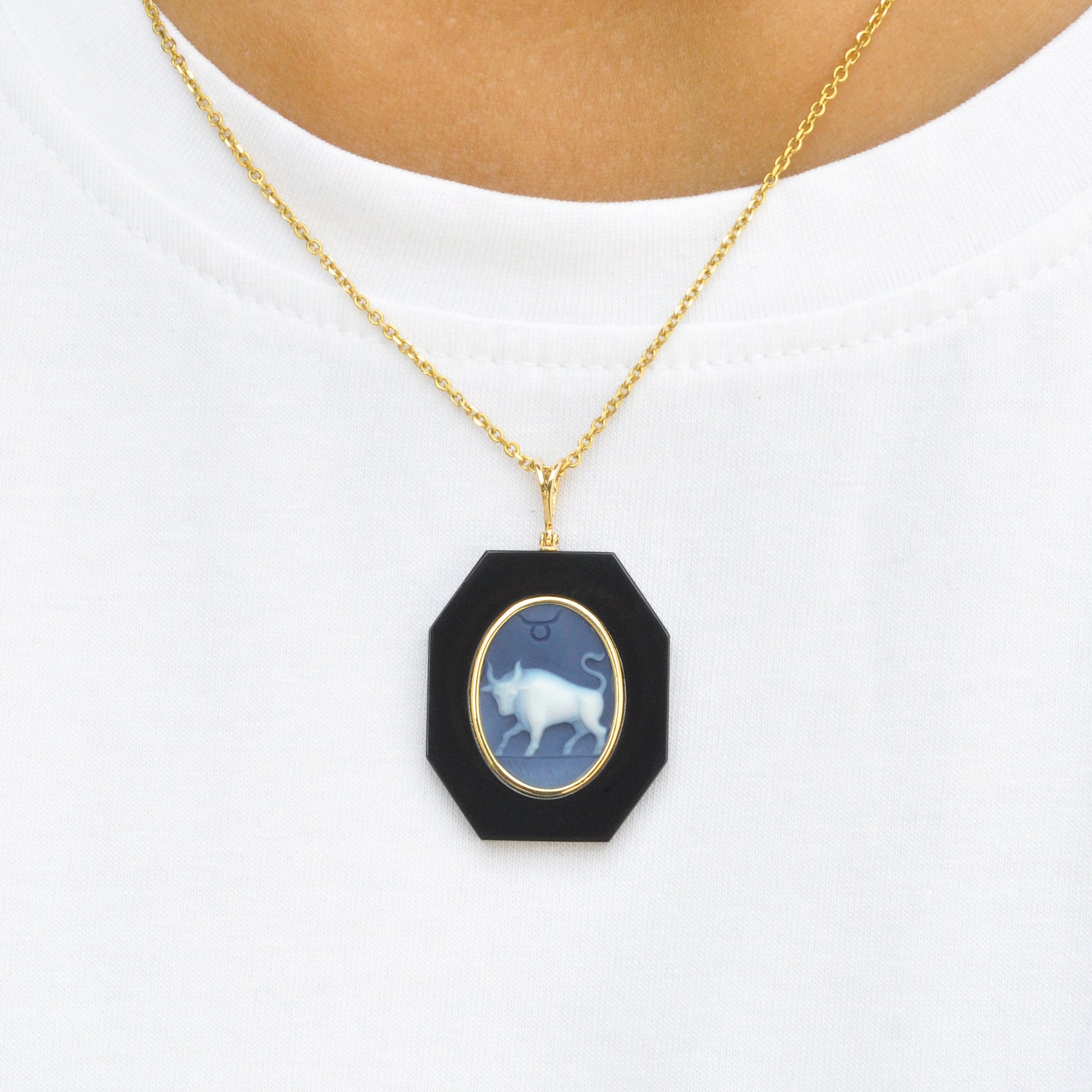 Taurus zodiac Jewelry with smooth, Dark Onyx Gem.