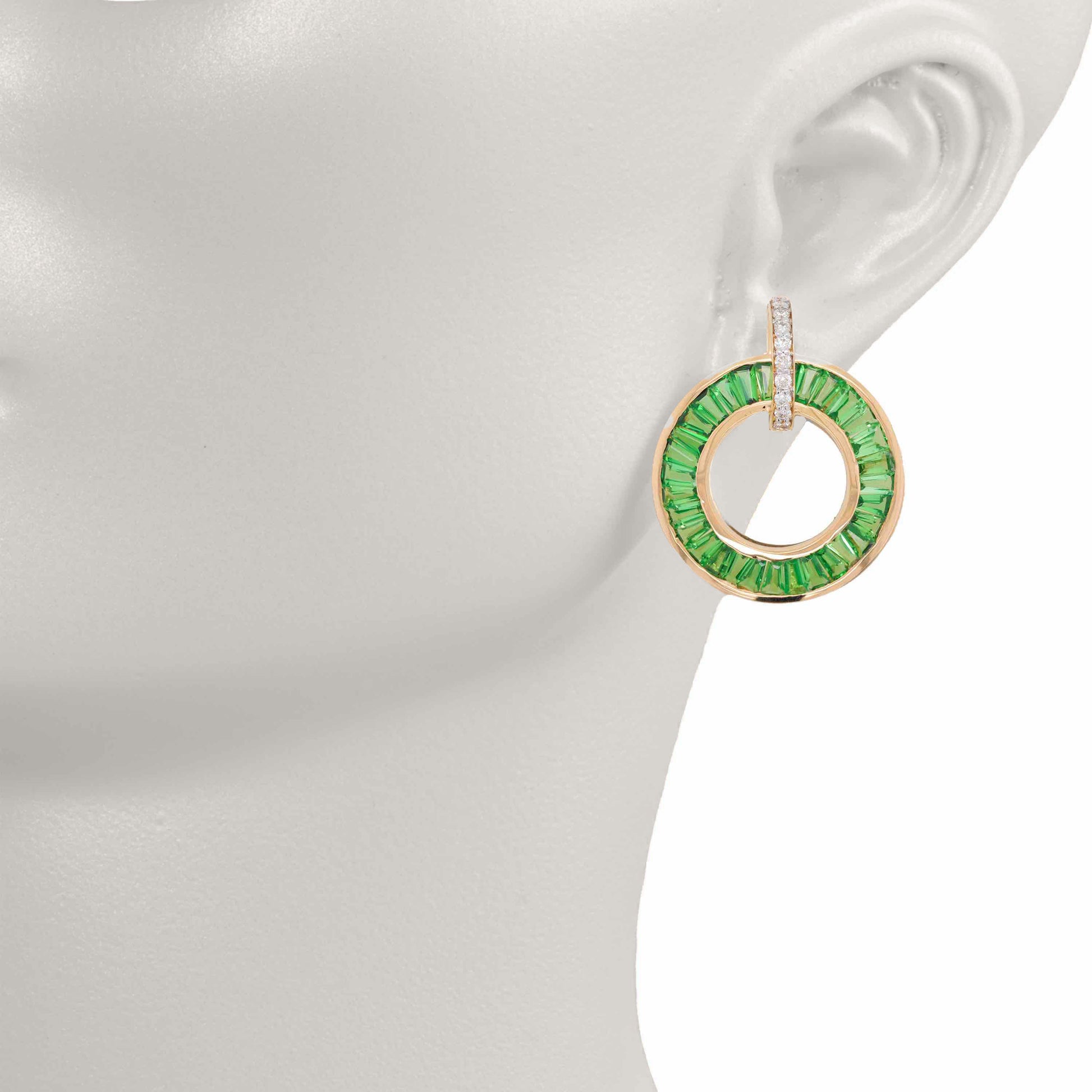 circle stud earrings