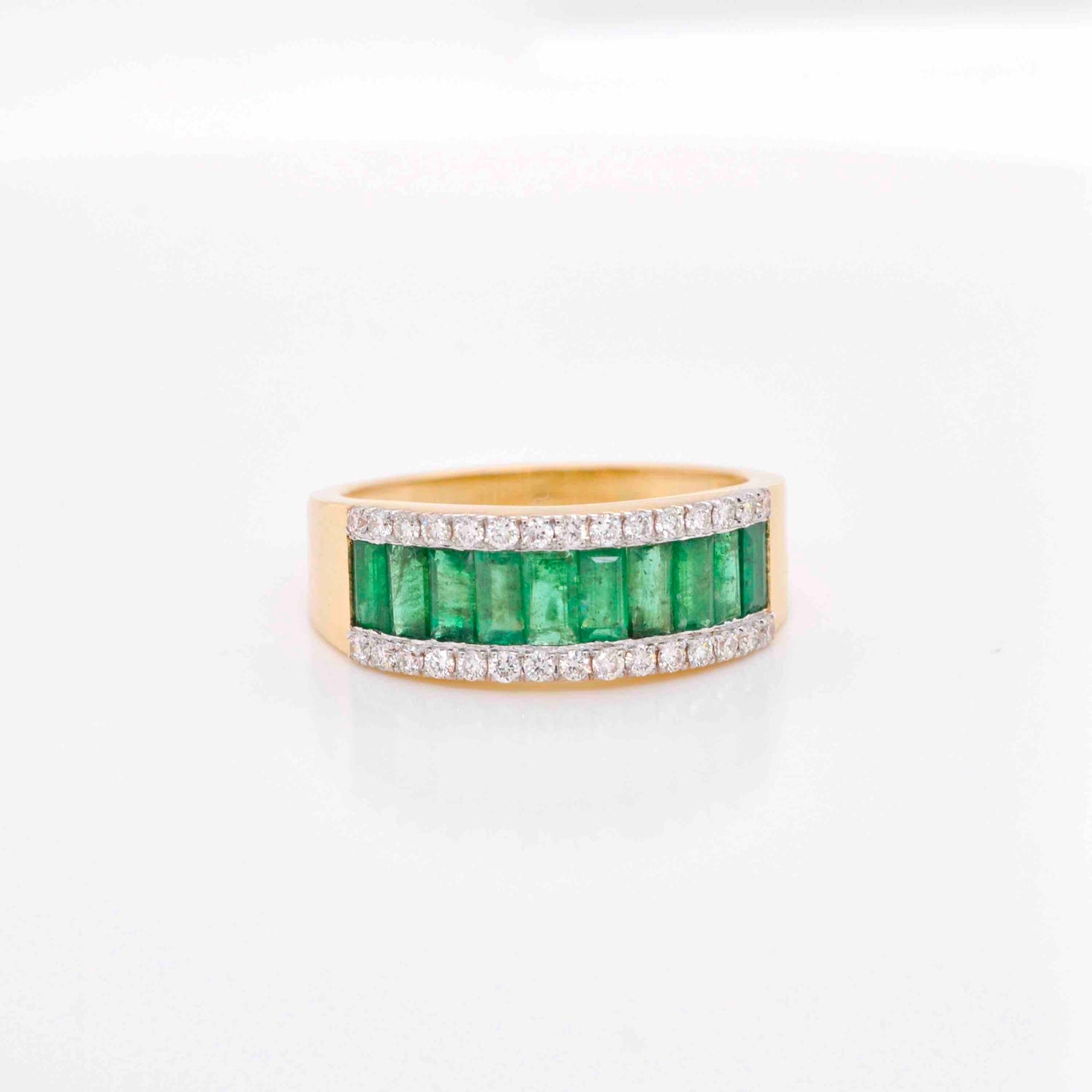 emerald band ring