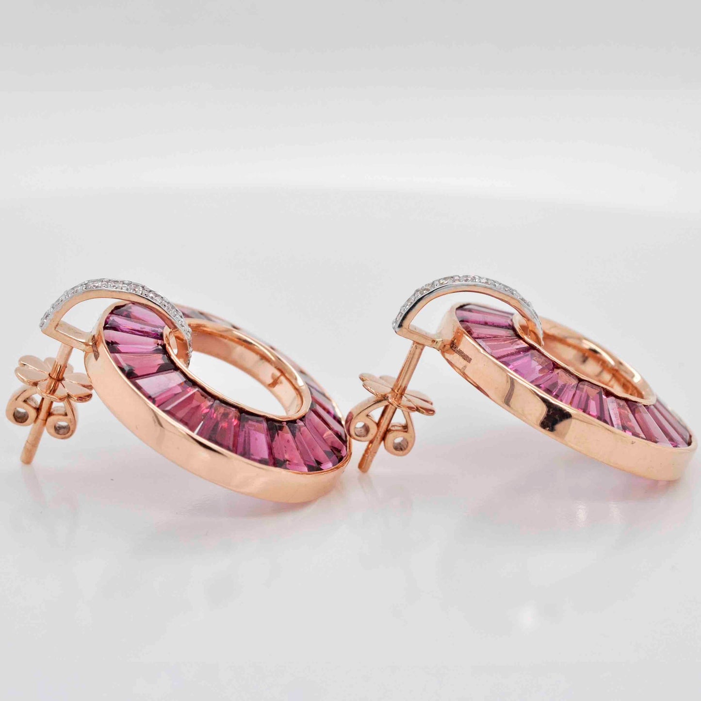 Circle Rhodolite Diamond Set