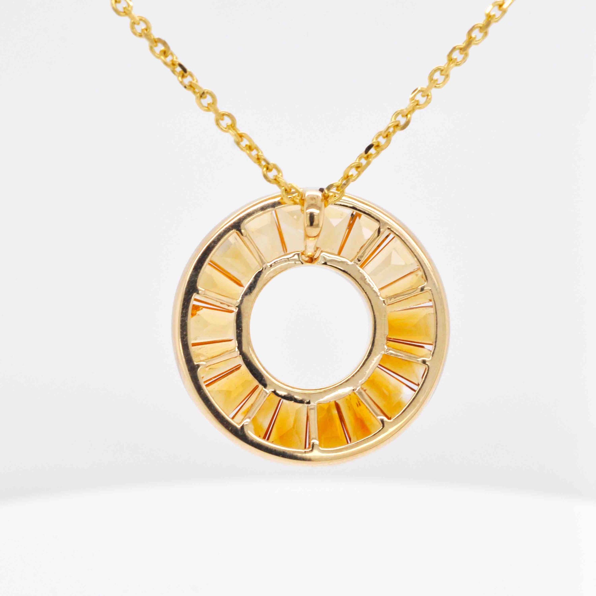 18K Gold Gradient Citrine Circle Pendant Necklace - Vaibhav Dhadda Jewelry