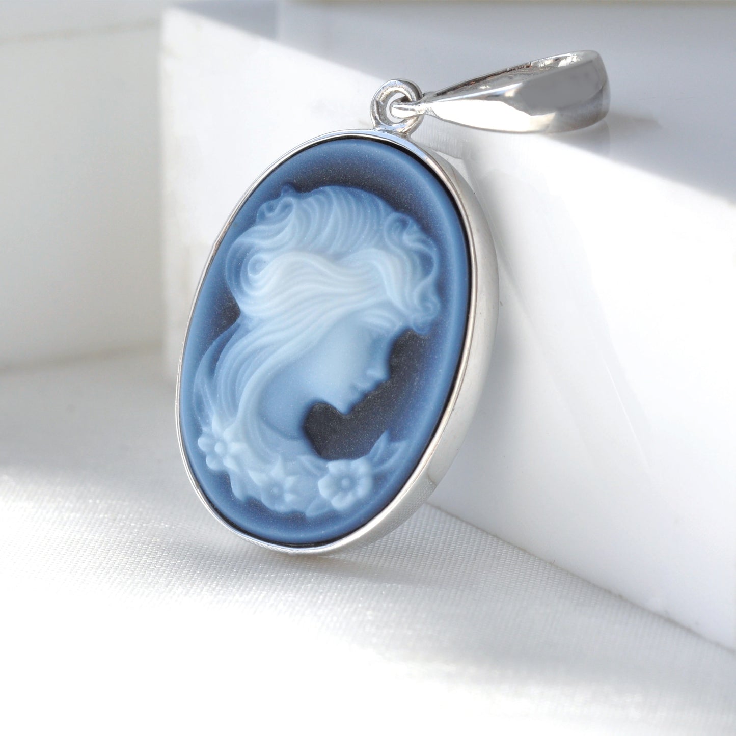 Cameo Lady Pendant