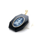 Showing the curve and contour of agate and onyx blend.