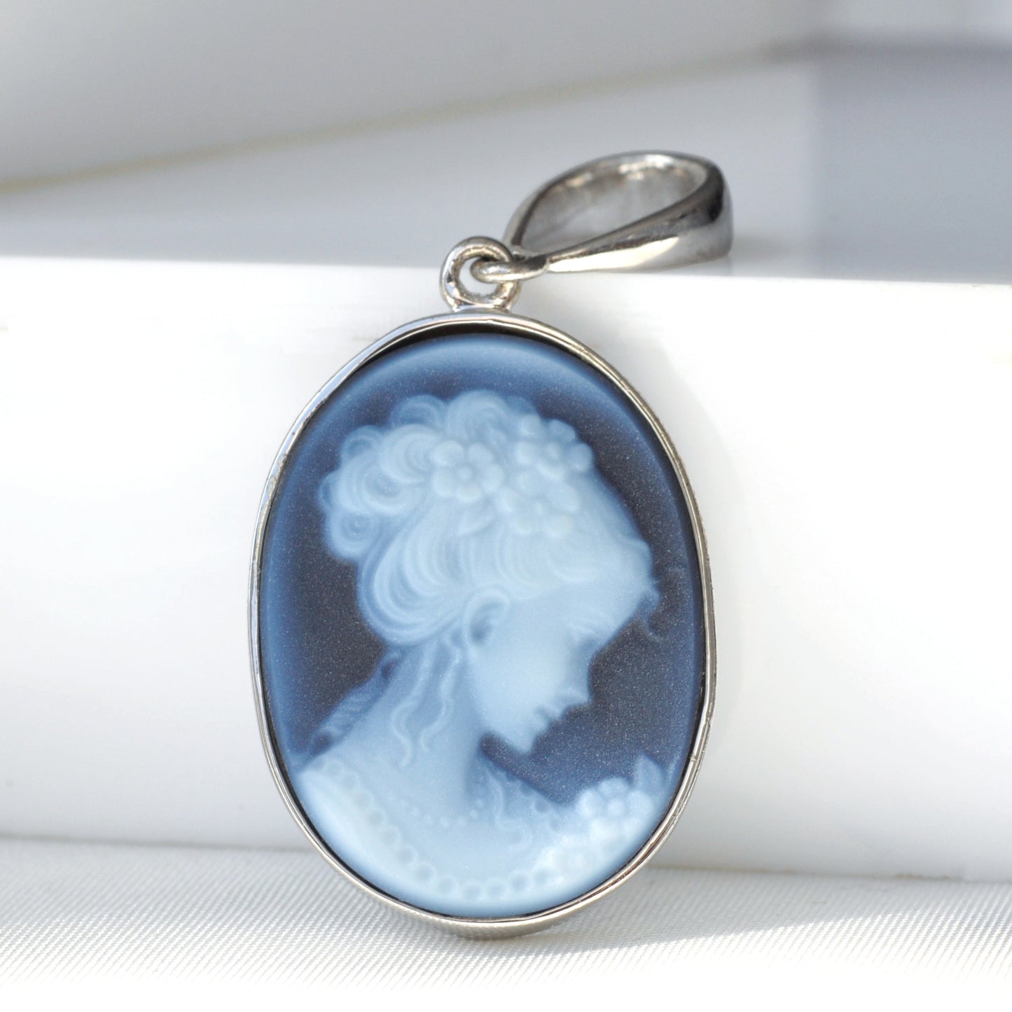 Cameo Lady Pendant
