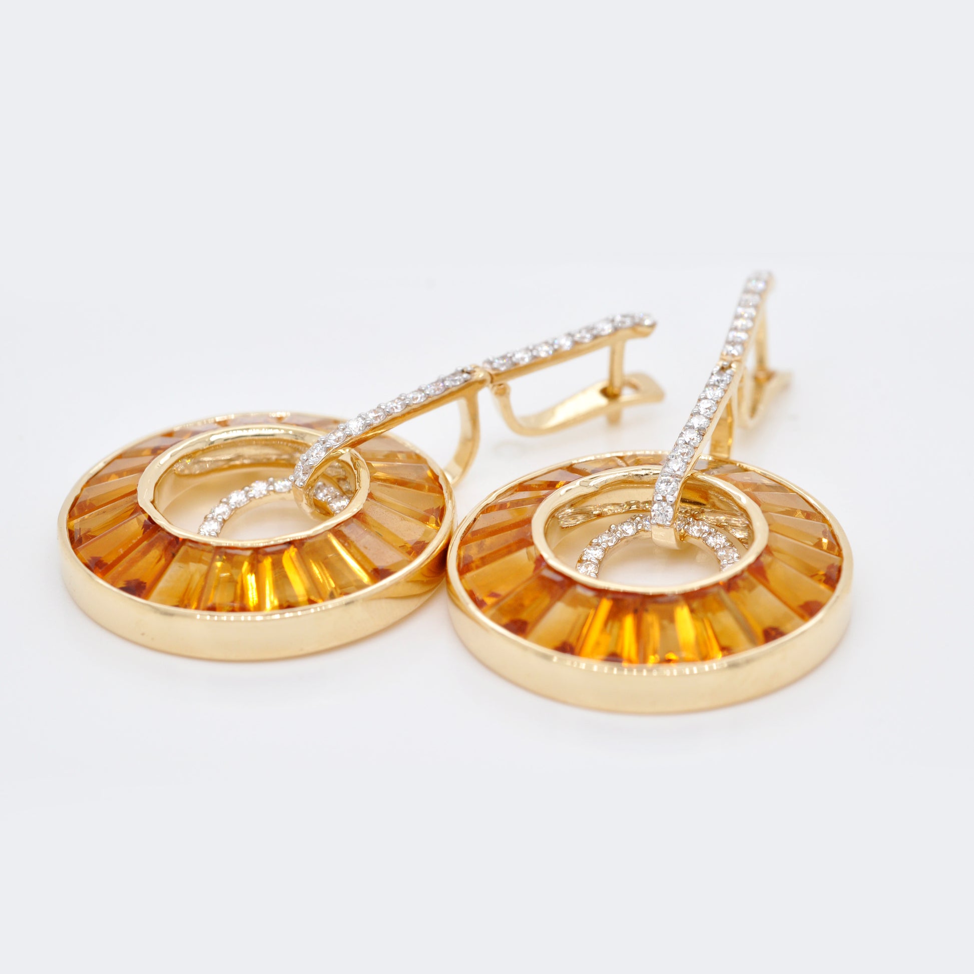 hanging earrings 