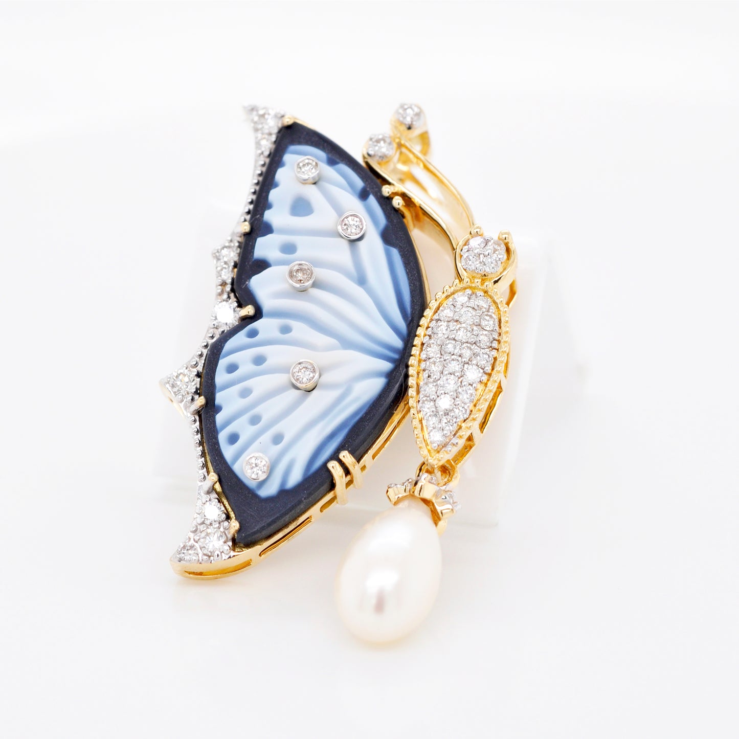 Butterfly Pearl Pendant Brooch