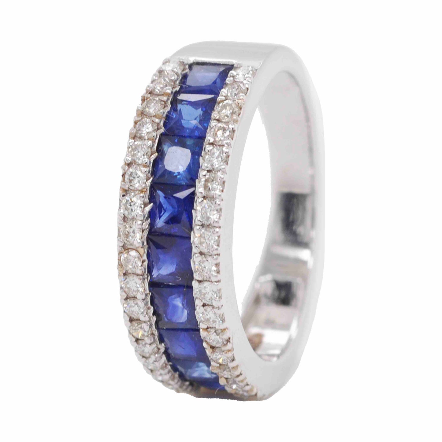 blue sapphire ring yellow gold