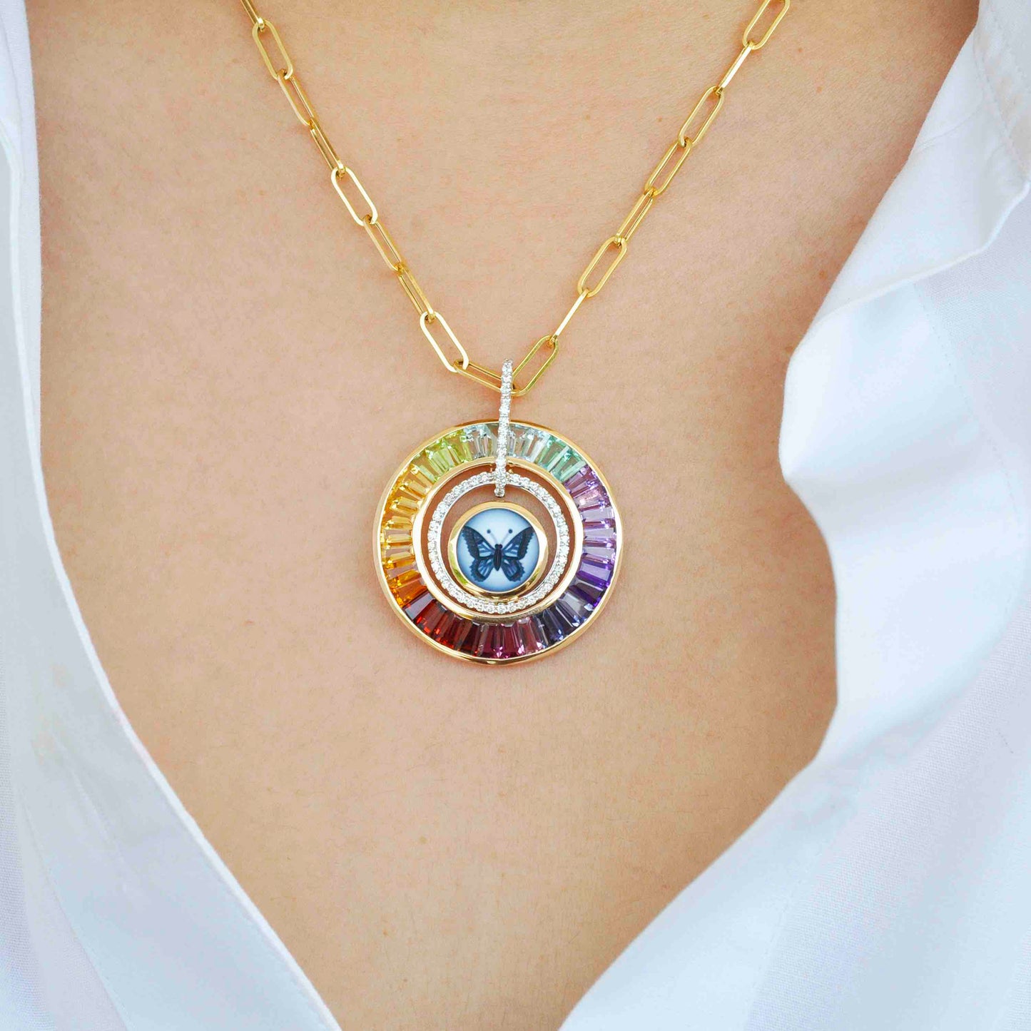 18k gold multicolor rainbow intaglio pendant 