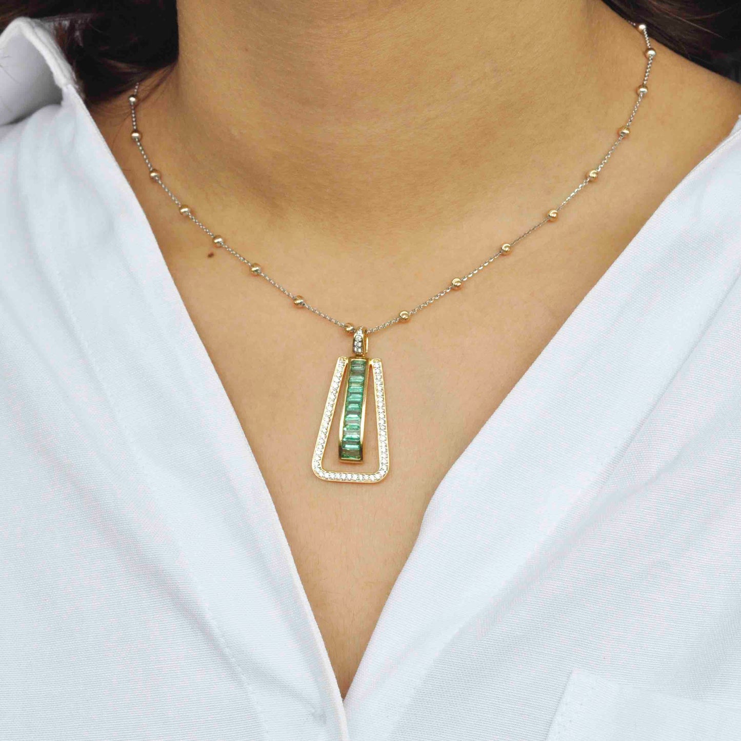 emerald pendant gold