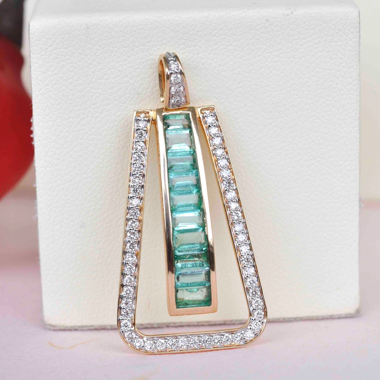 art deco emerald pendant