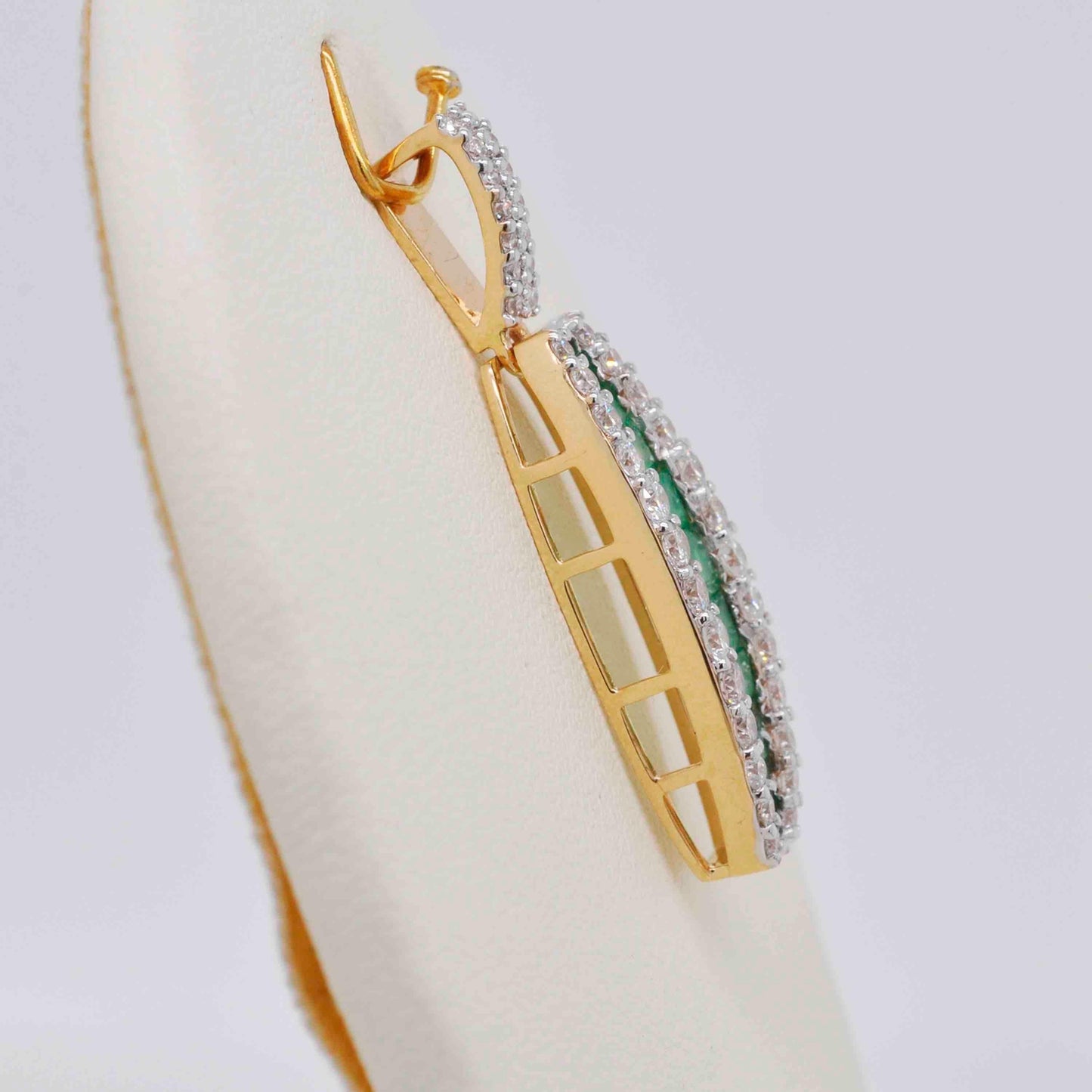 Emerald Baguette Diamond Pendant