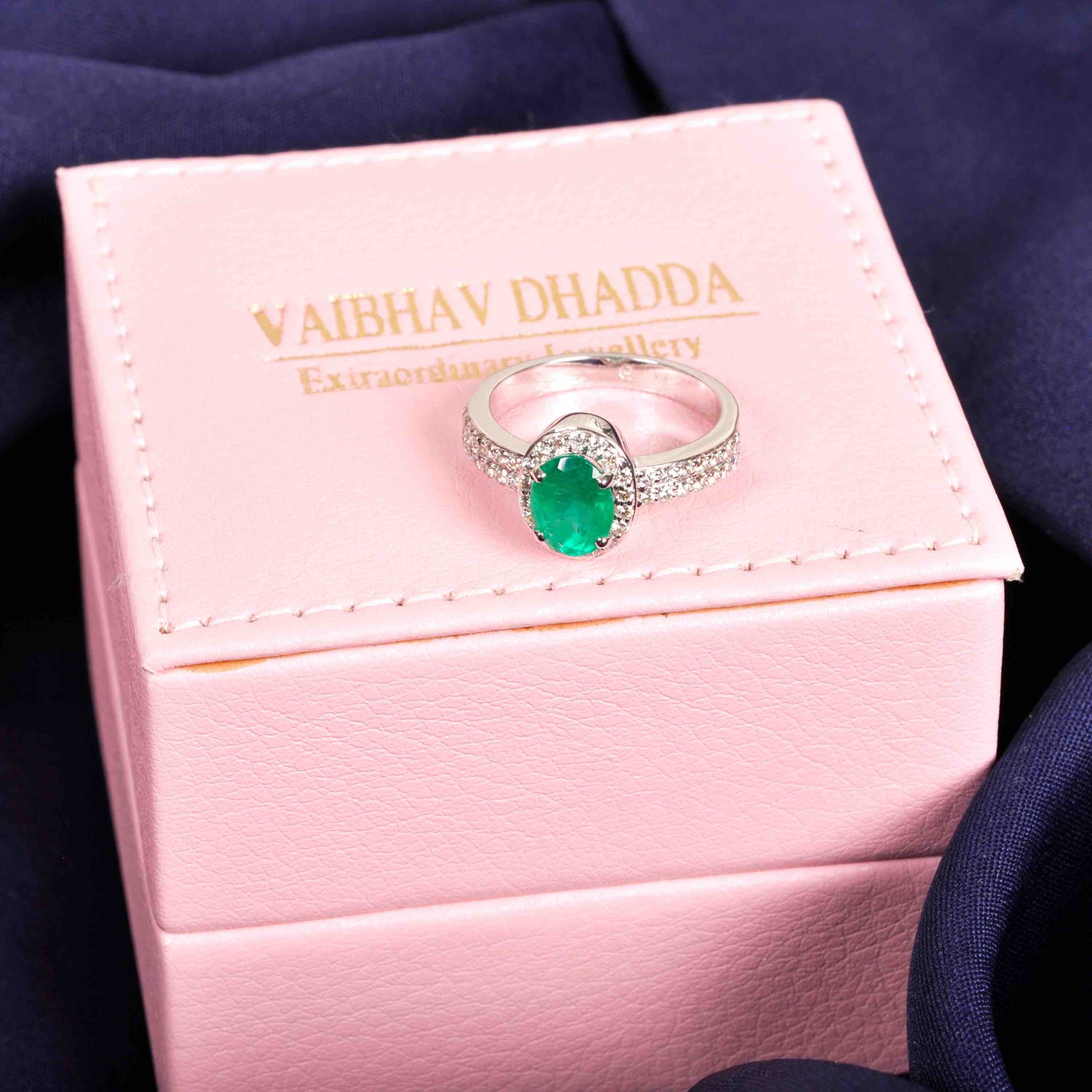 18K White Gold Natural Columbian Emerald Oval Diamond Ring - Vaibhav Dhadda Jewelry