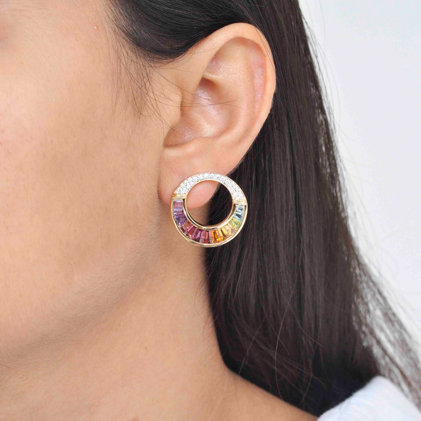 18K gold stud earrings
