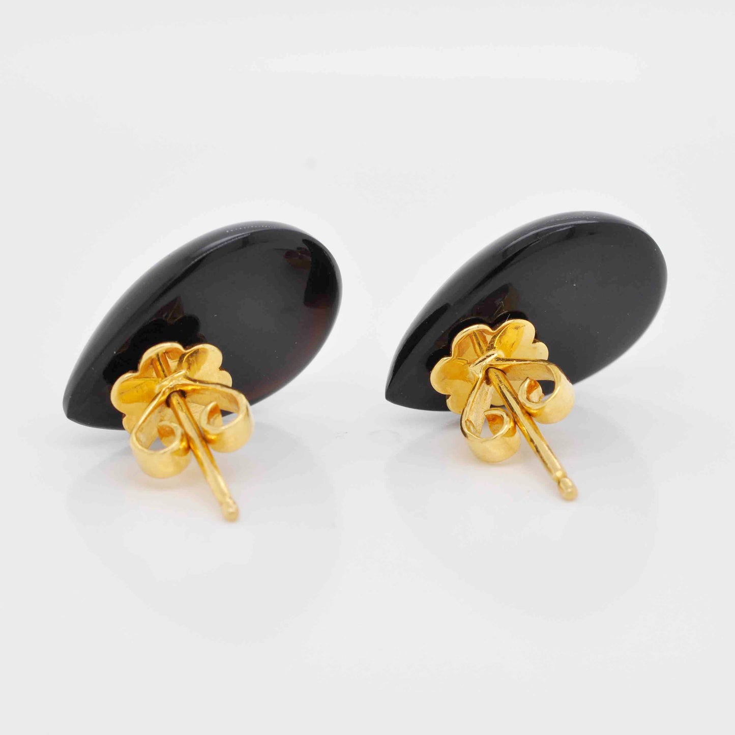 onyx studs