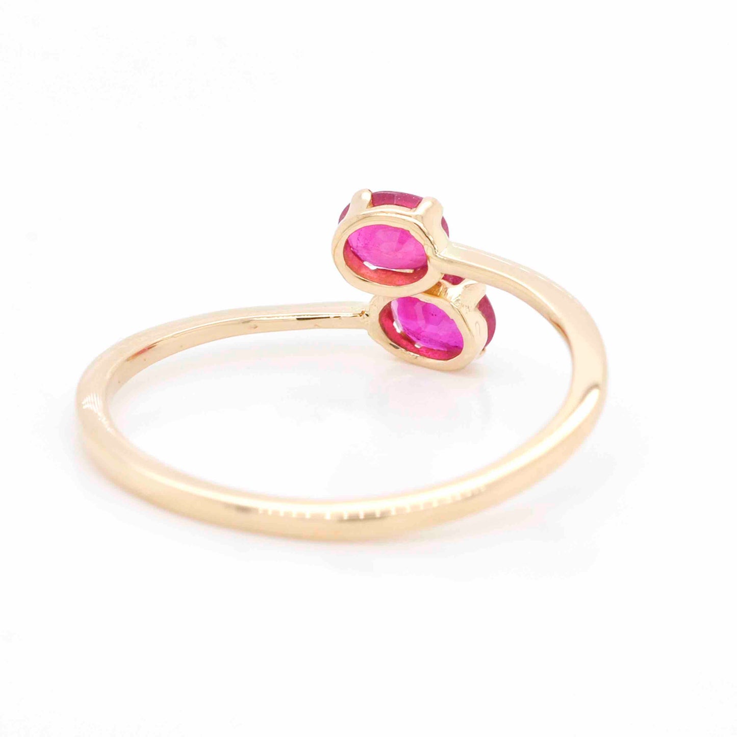 Gold ruby ring