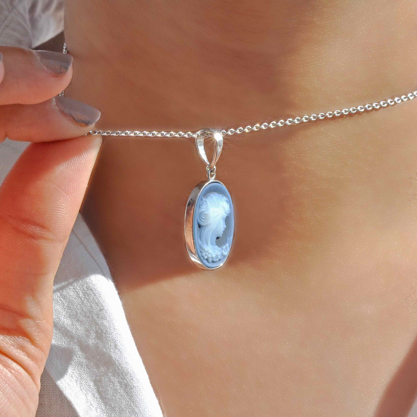 Blue agate pendant