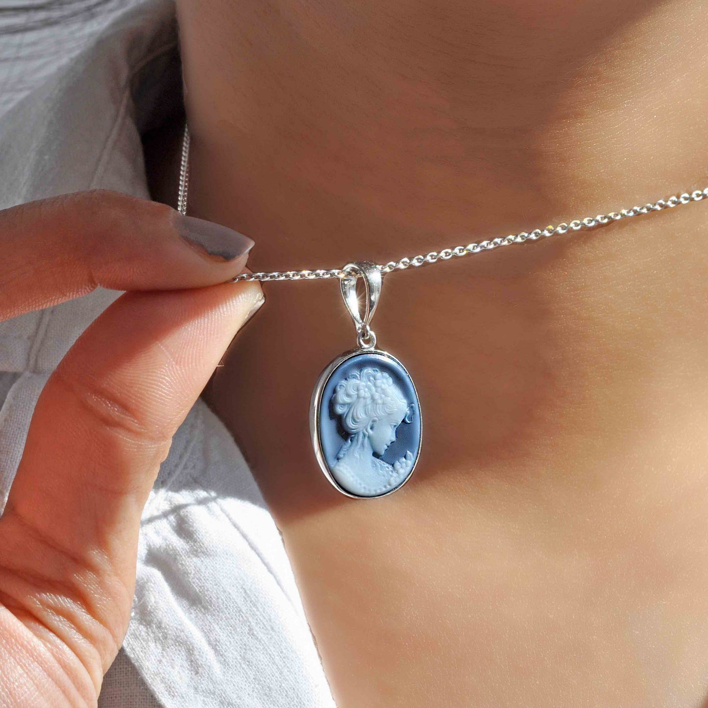 Cameo Lady Pendant