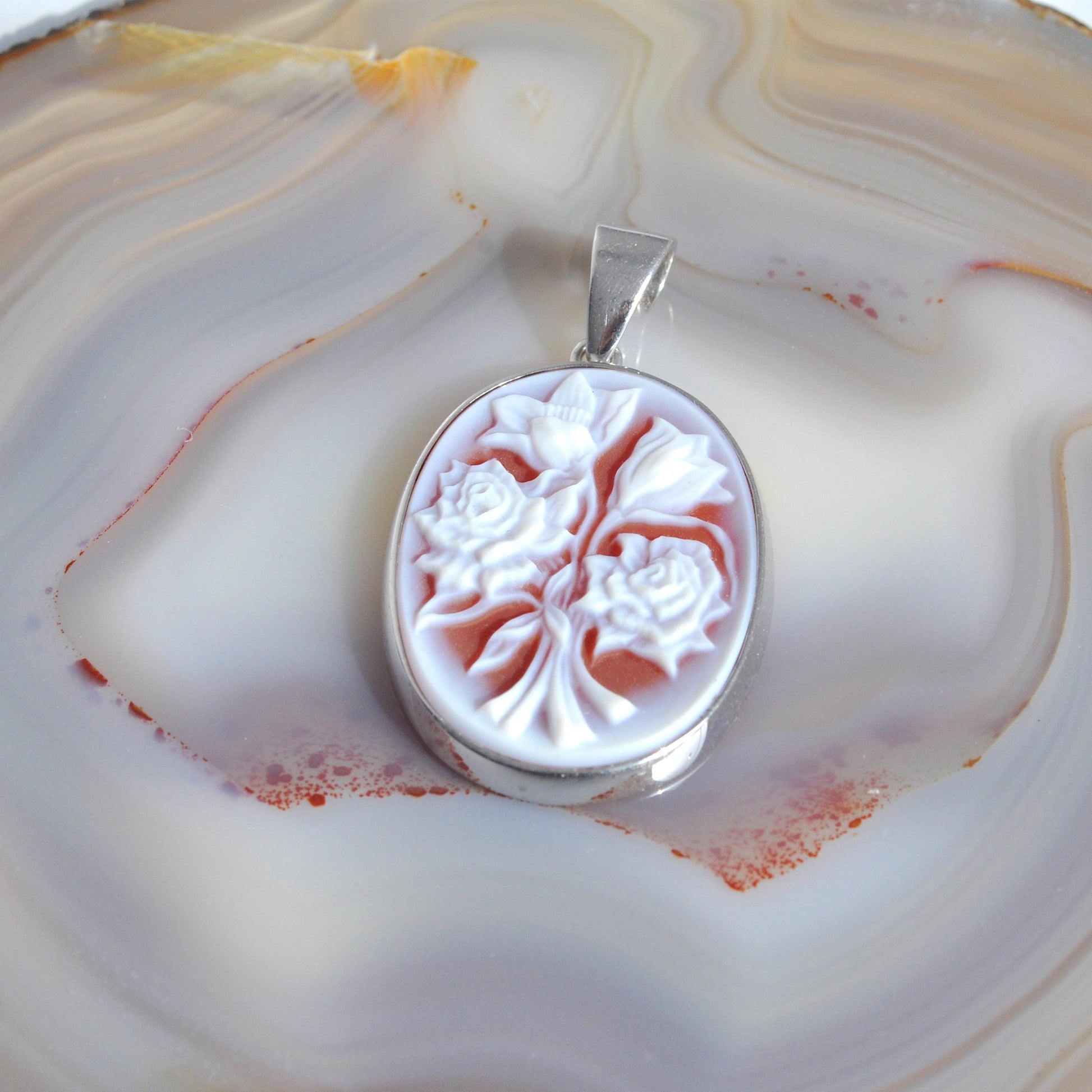 silver cameo necklace