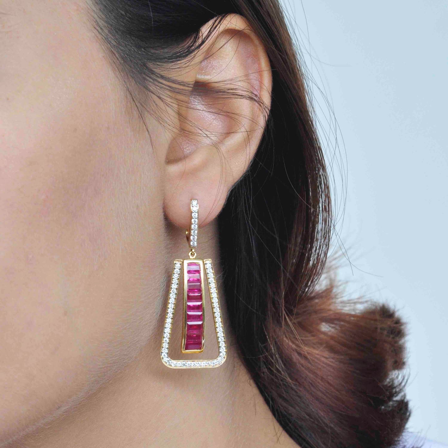 Linear dangle earrings
