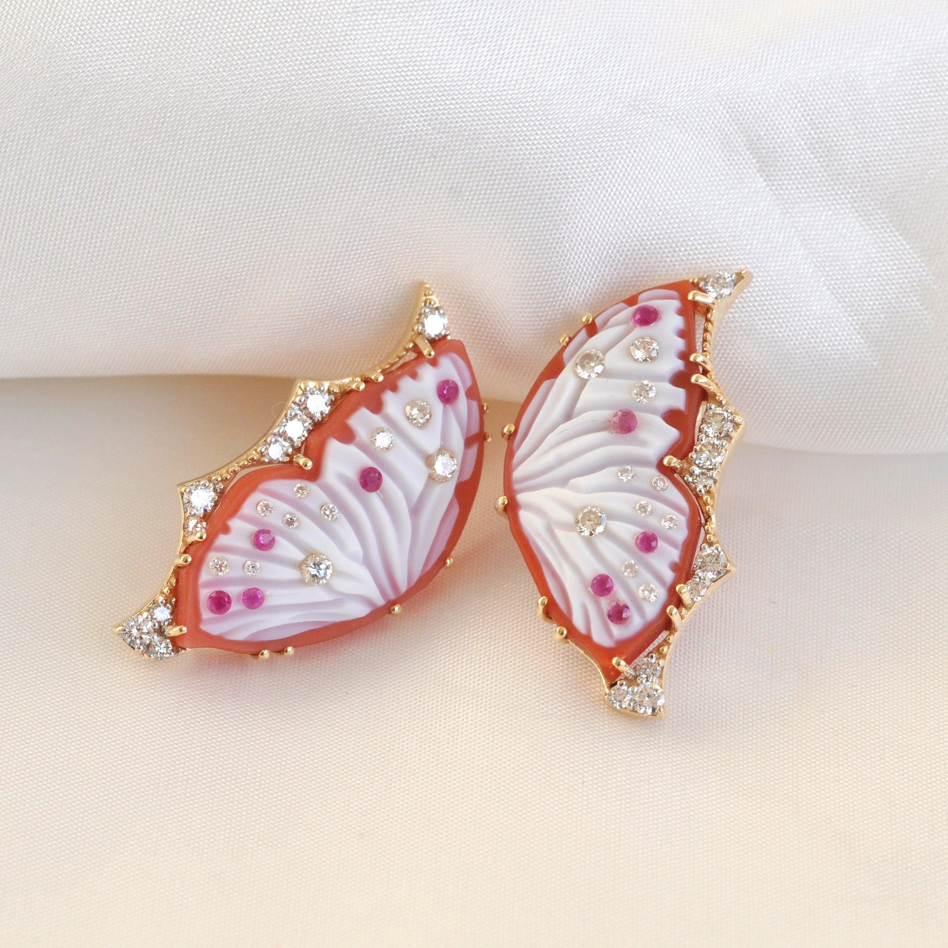 18K Gold Red Butterfly Carving Stud Earrings - Vaibhav Dhadda Jewellery