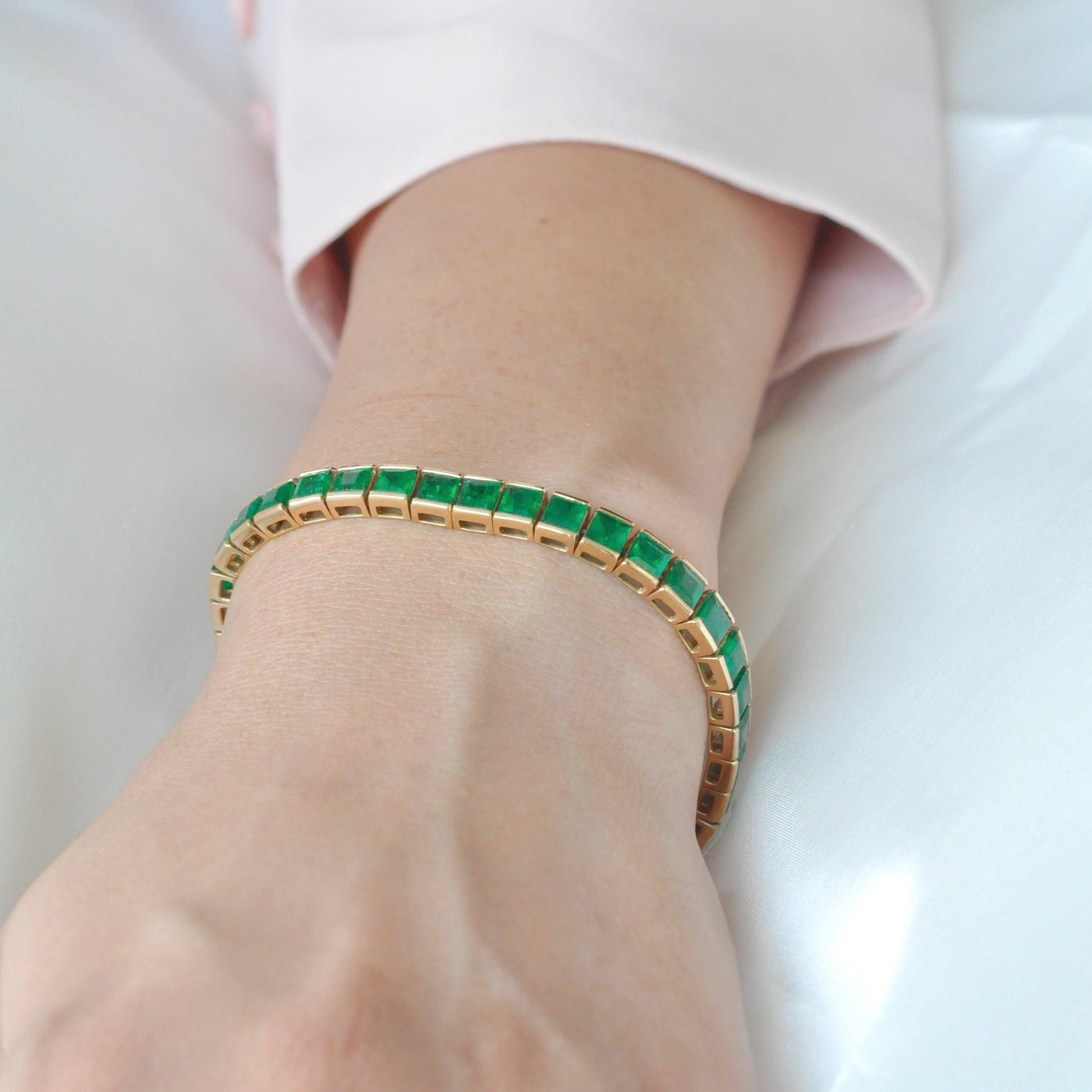 18K Gold Square Brazilian Emerald Tennis Bracelet - Vaibhav Dhadda Jewellery