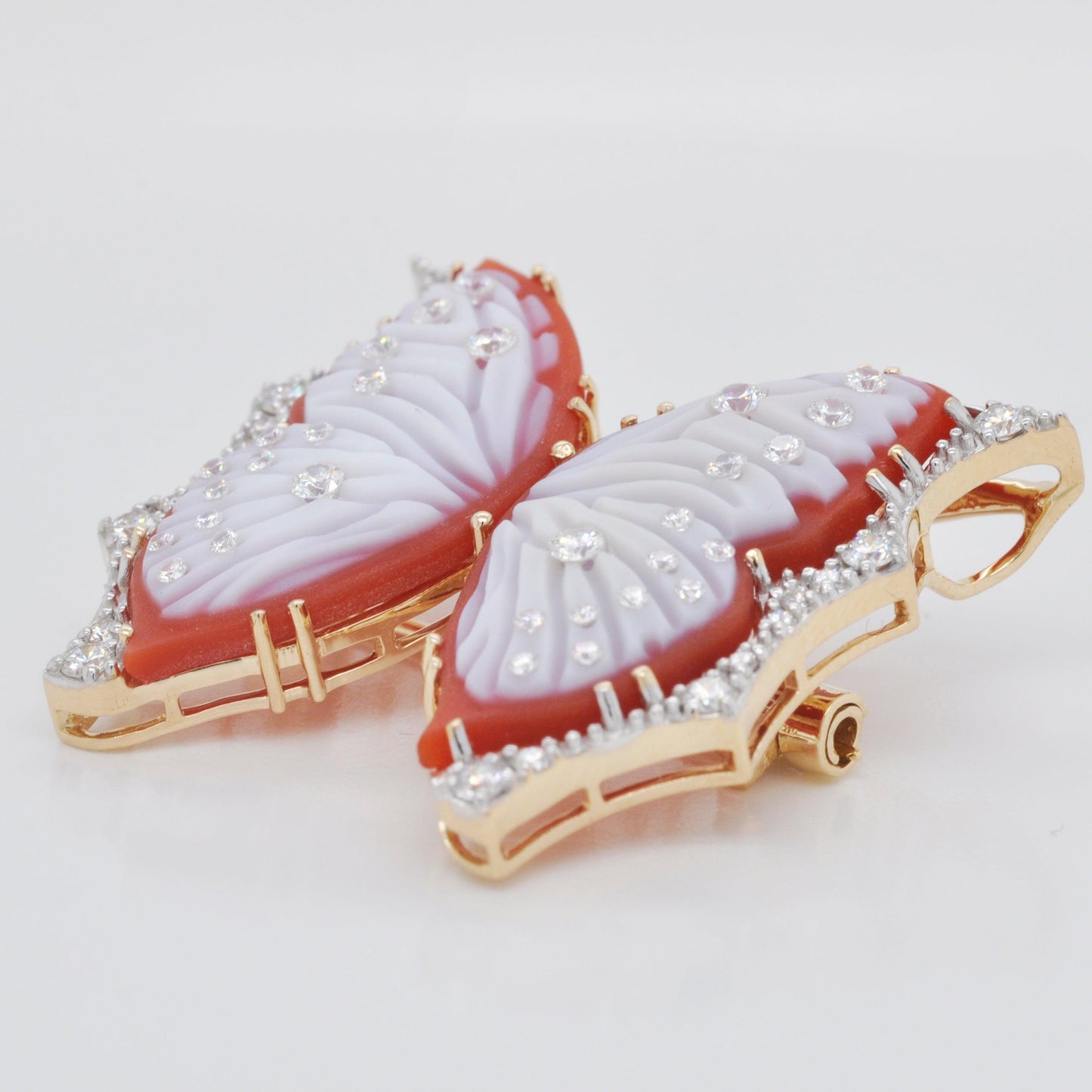 Red Agate Butterfly Carving Diamond Gold Pendant Brooch
