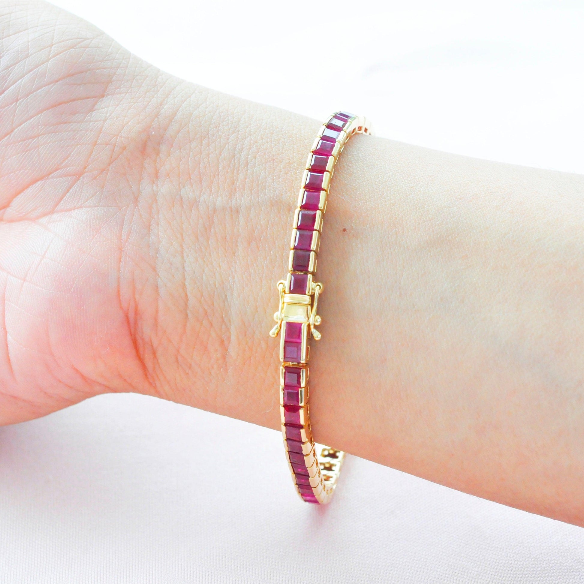18k gold ruby link line tennis bracelet
